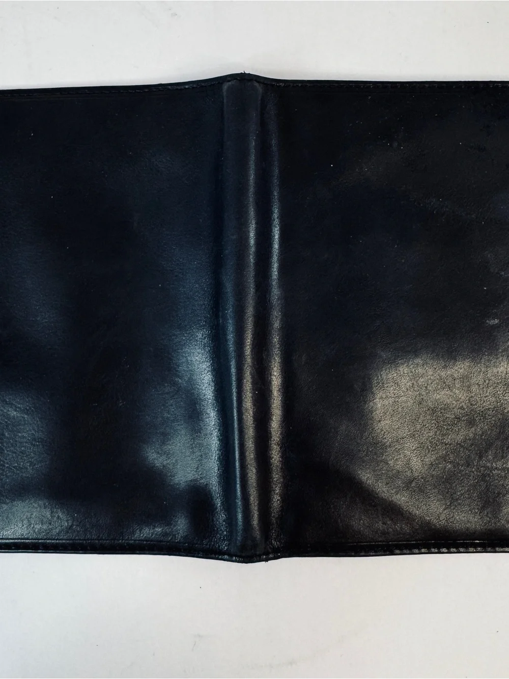 Paul & Taylor Men's Leather Deluxe Hipster Bifold Wallet ID Slots Hand Crafted
